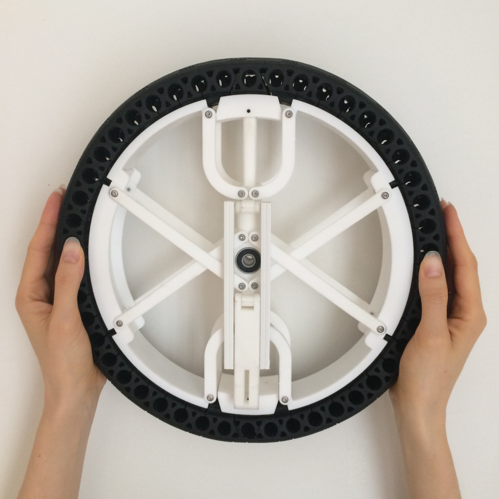 12.5’’ foldable honeycomb tire wheel | Applied Kinematics